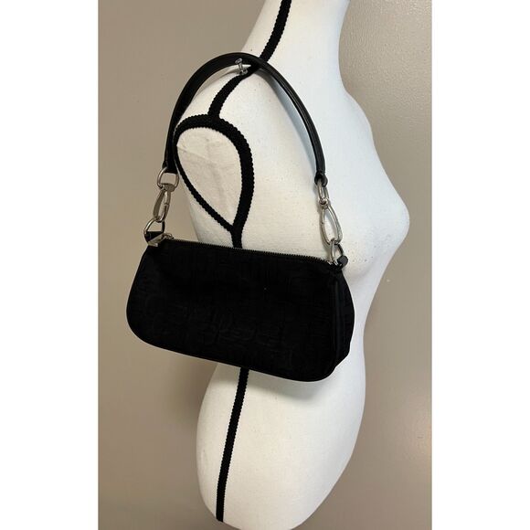 Express black nylon baguette with silver tone hardware - Picture 1 of 9